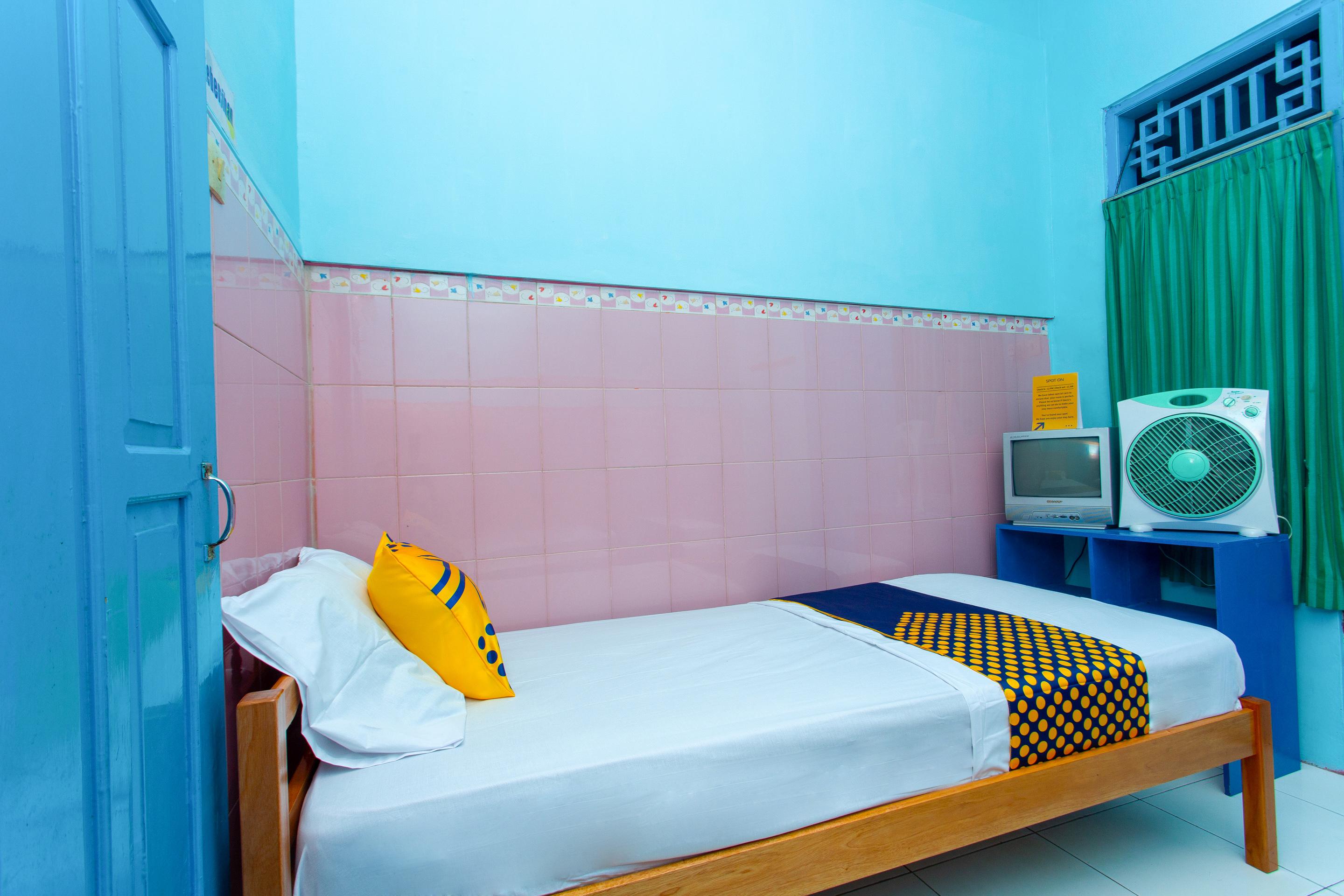 Spot On 2871 Hotel Budi Purwokerto Esterno foto