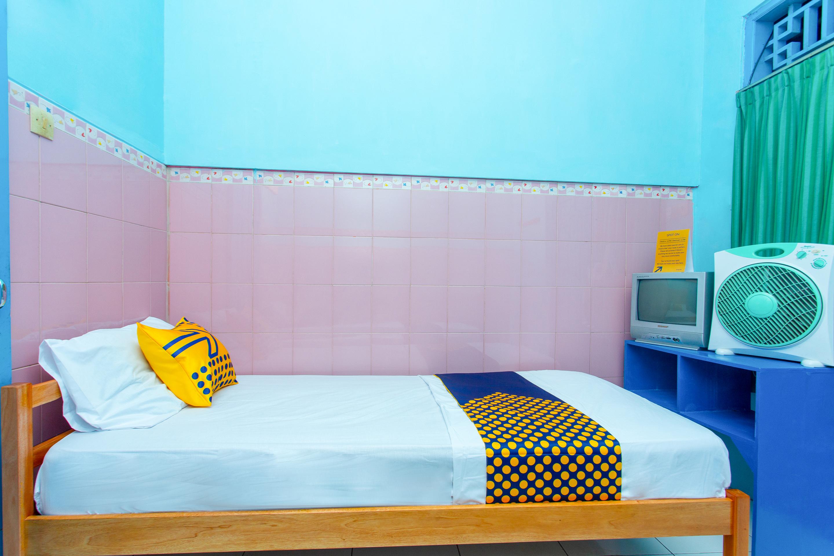Spot On 2871 Hotel Budi Purwokerto Esterno foto