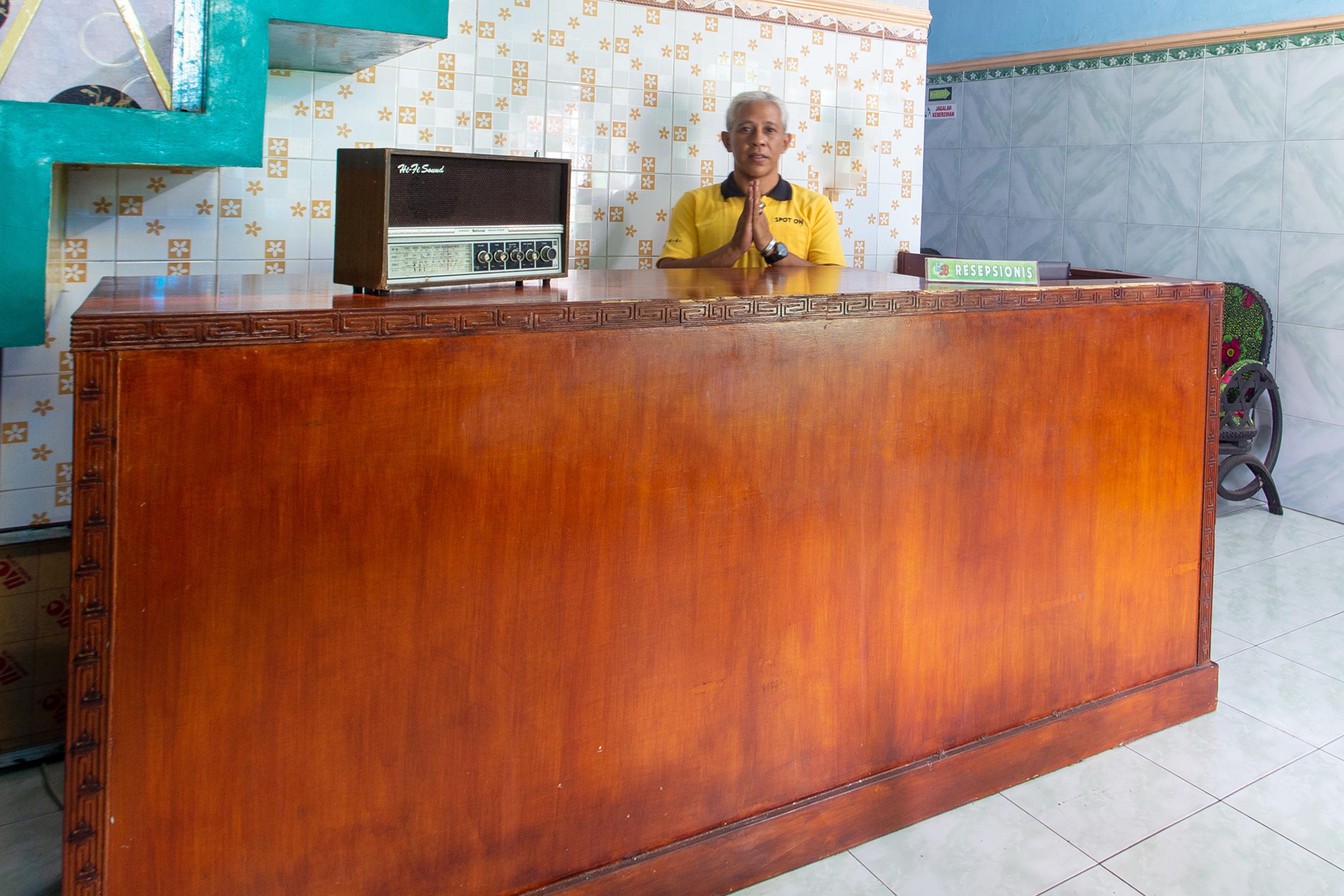 Spot On 2871 Hotel Budi Purwokerto Esterno foto