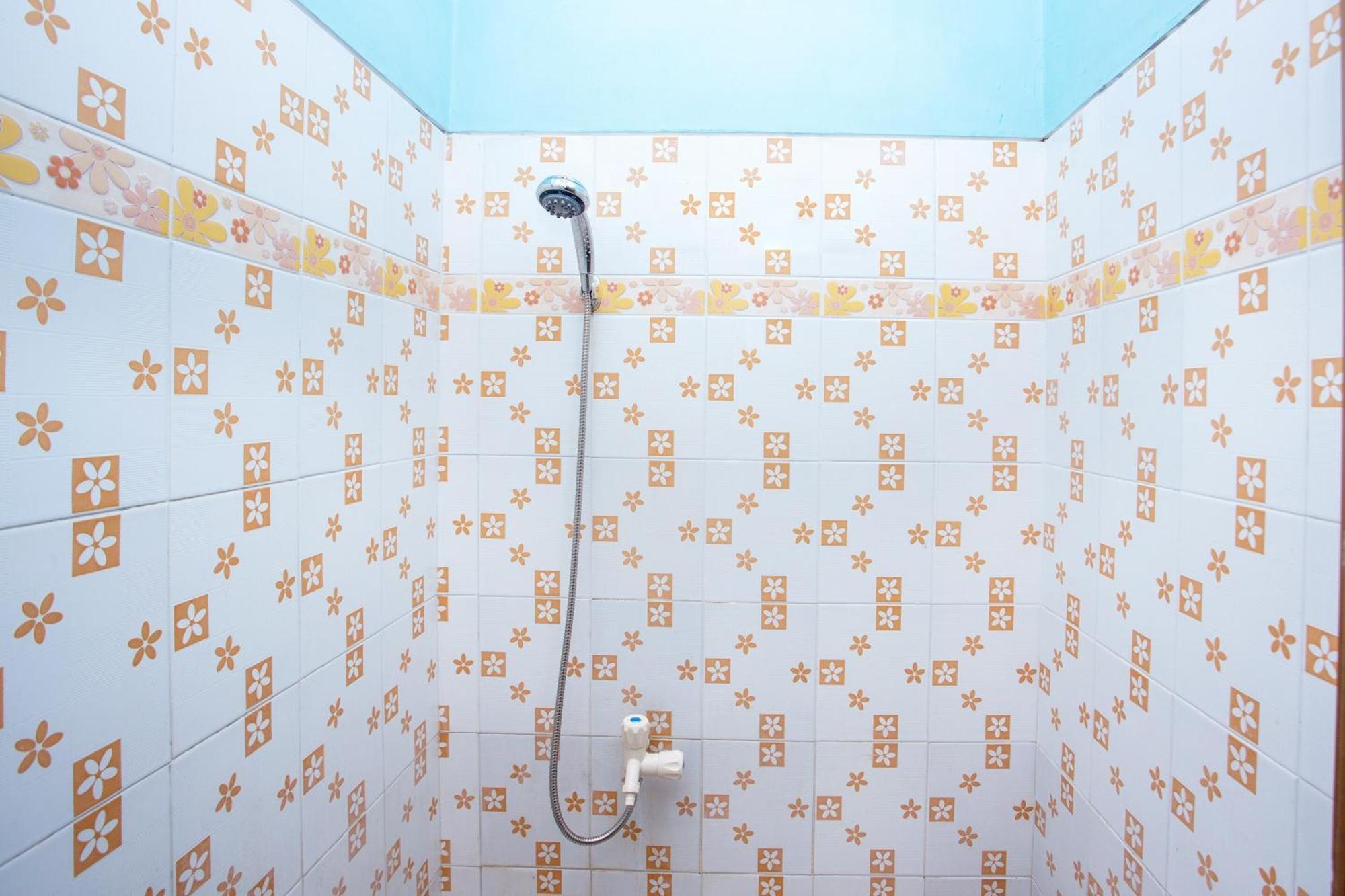 Spot On 2871 Hotel Budi Purwokerto Esterno foto