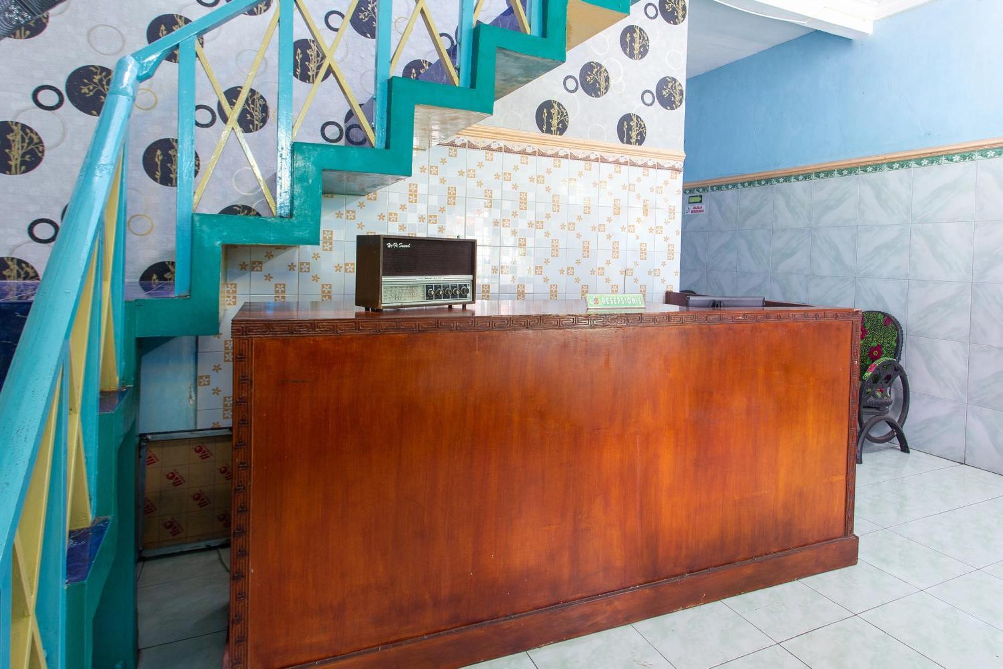 Spot On 2871 Hotel Budi Purwokerto Esterno foto