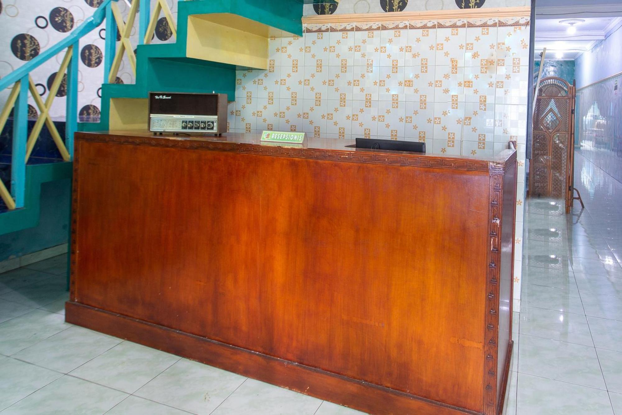 Spot On 2871 Hotel Budi Purwokerto Esterno foto