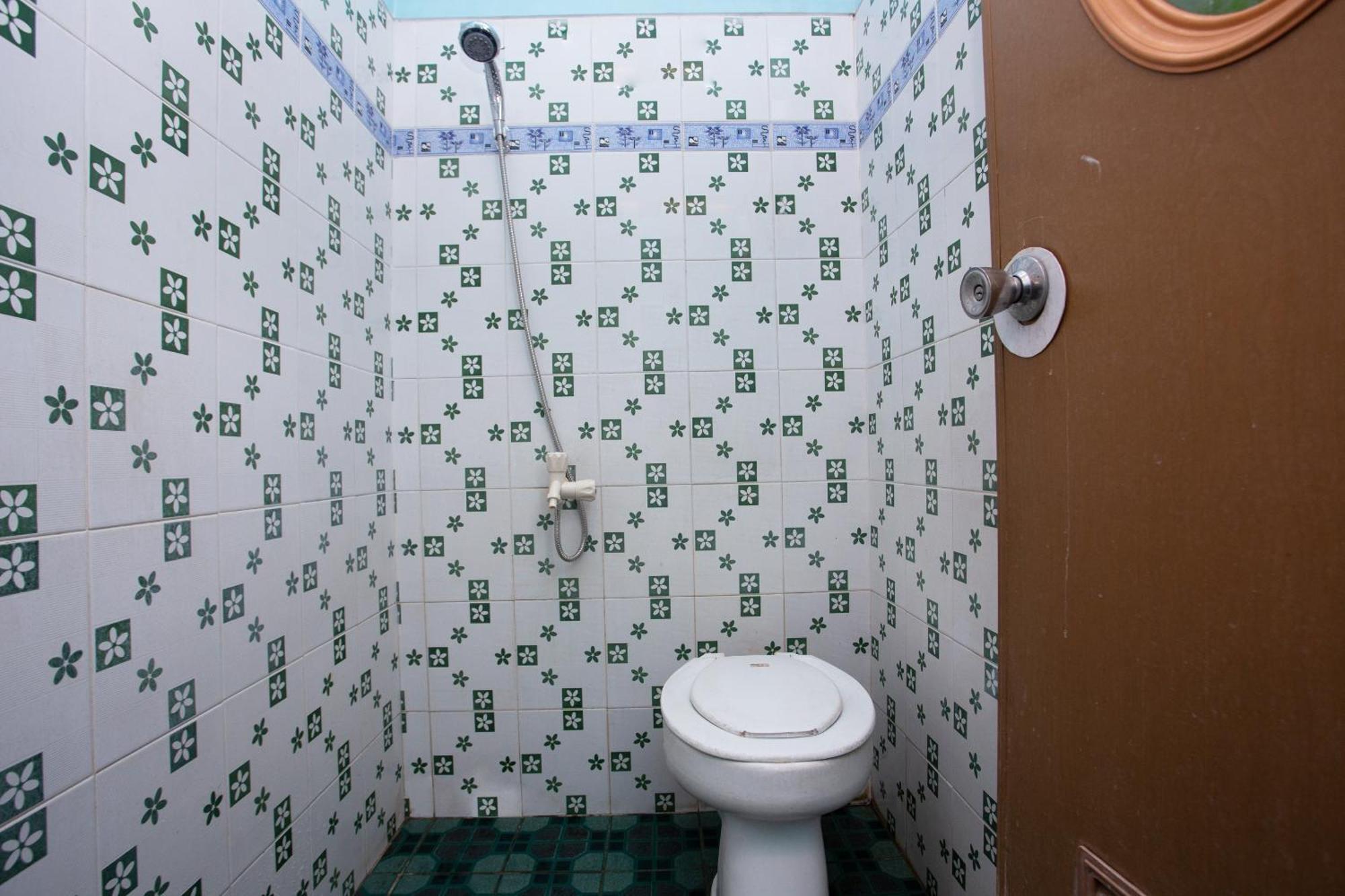 Spot On 2871 Hotel Budi Purwokerto Esterno foto