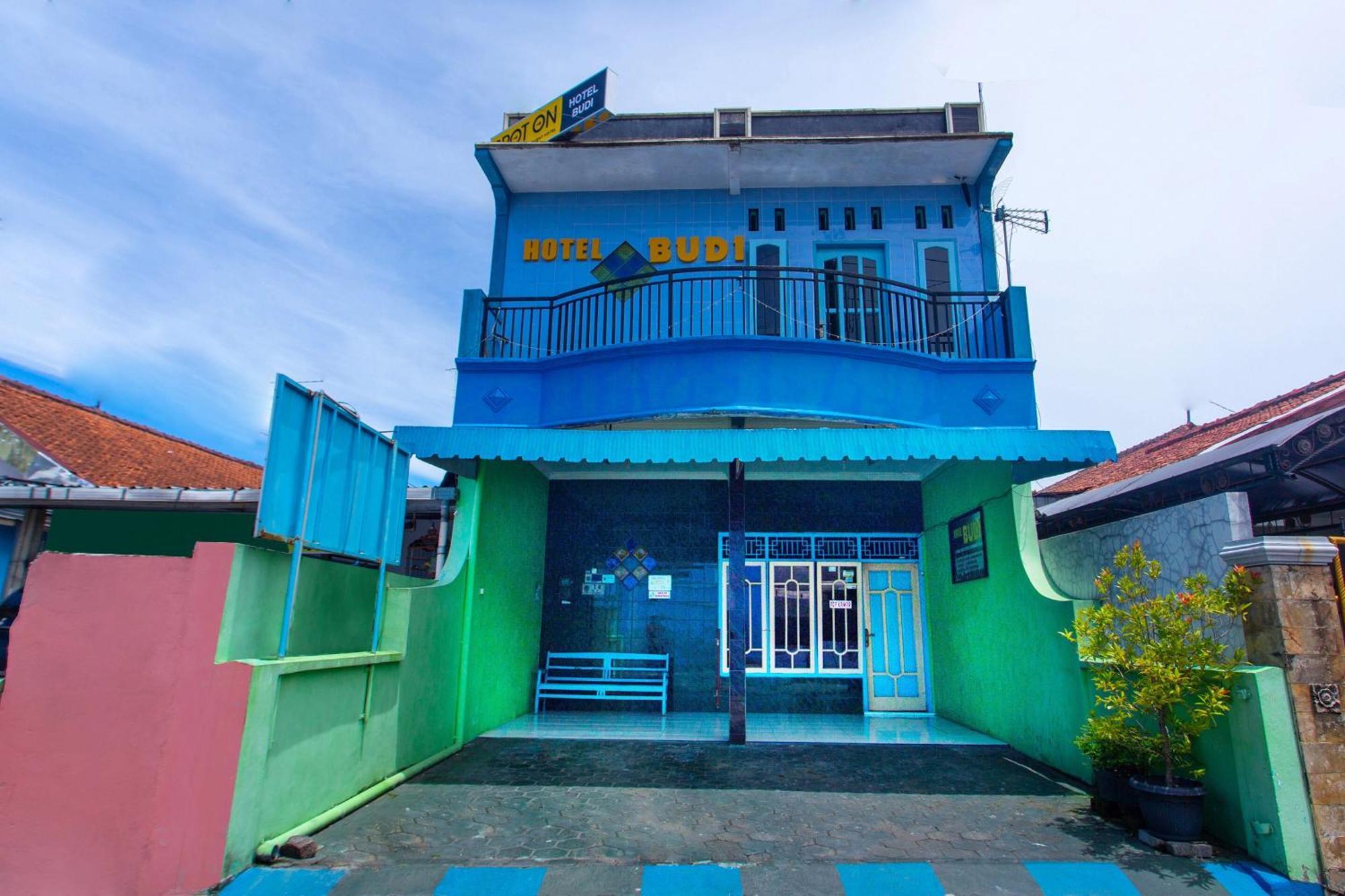 Spot On 2871 Hotel Budi Purwokerto Esterno foto